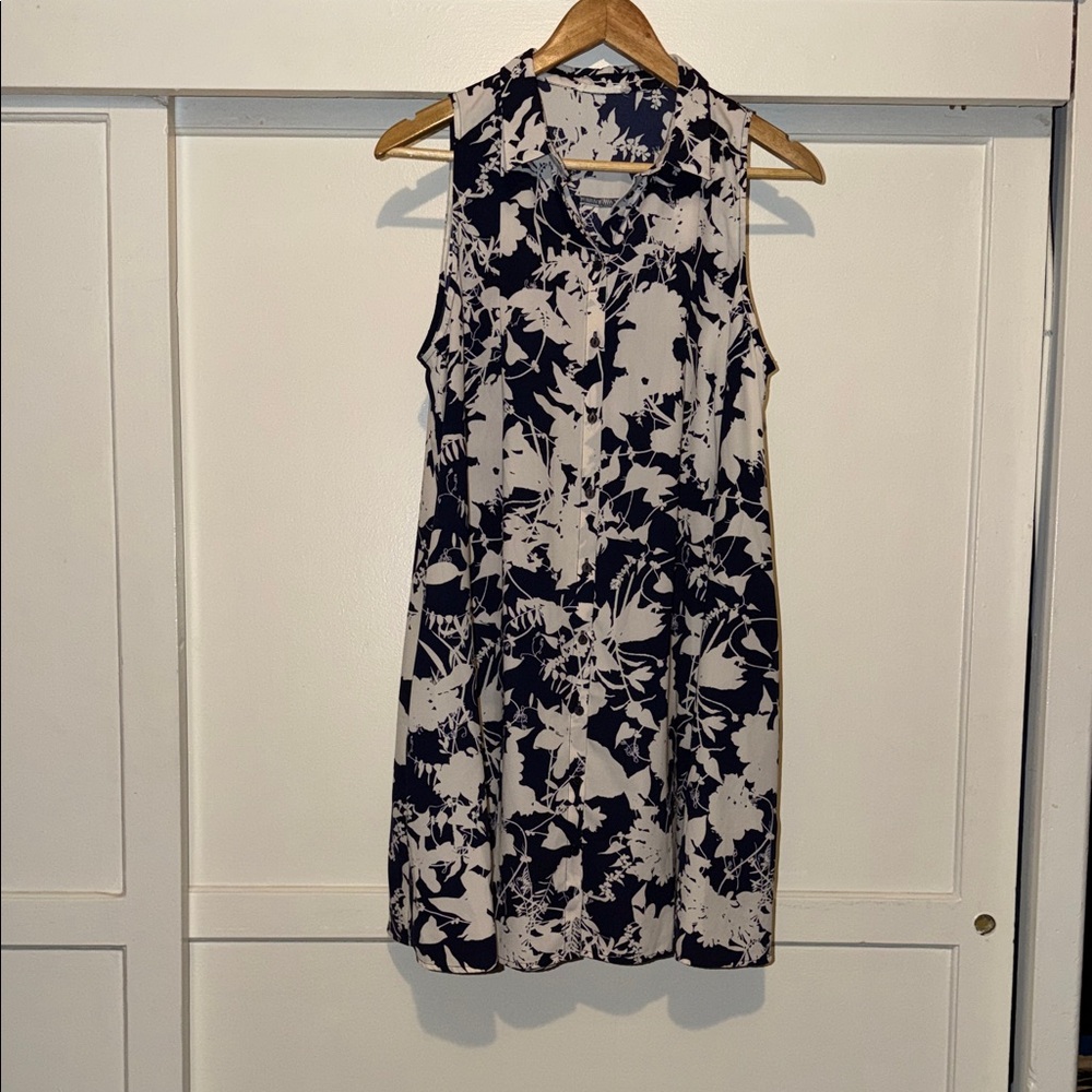 Lush navy blue & White Floral Midi Dress